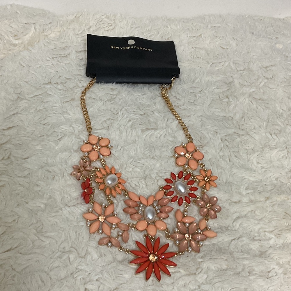 New York & Company Peach, Coral & Red Floral Bib Necklace